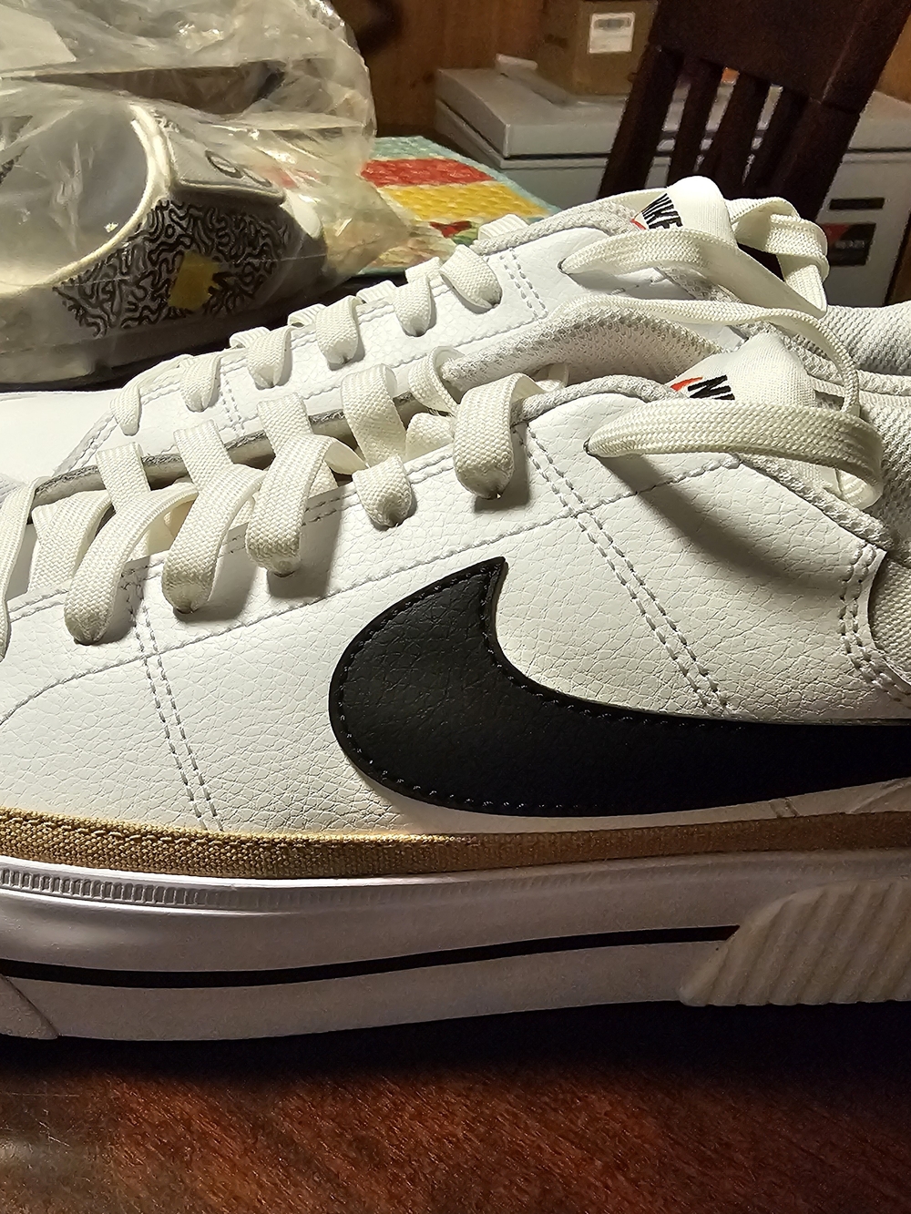 Nike Men’s White Sneakers Legacy Court
